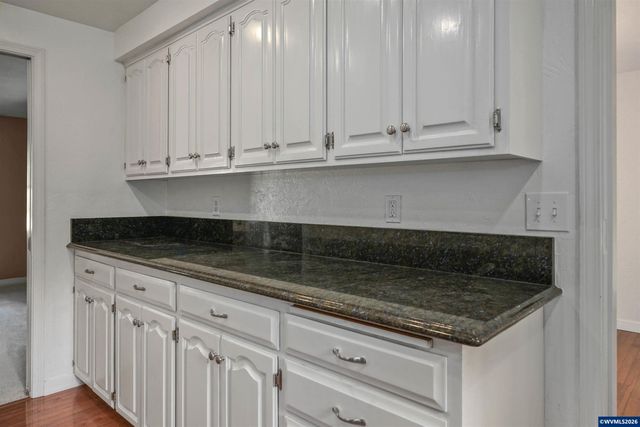 220 NW Downy Dr, Sublimity, OR 97385