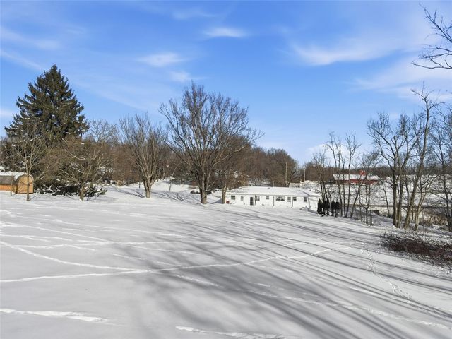 5425 Dutch Ridge Rd, Brighton Twp, PA 15009