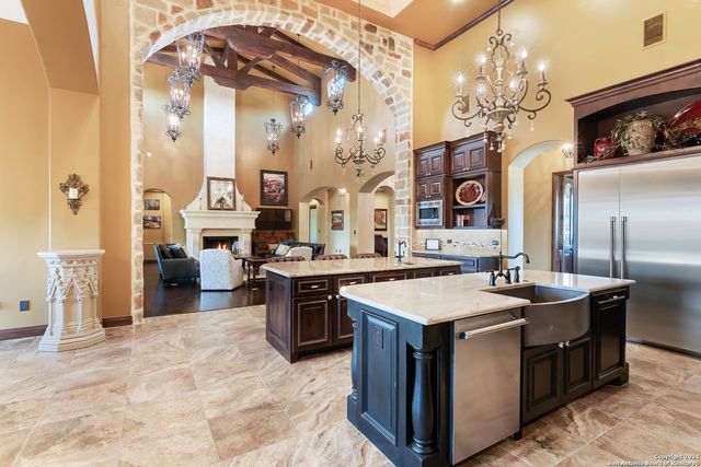 189 SHIMMERING SHORE CT, Spring Branch, TX 78070