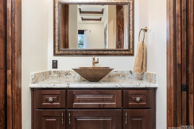 189 SHIMMERING SHORE CT, Spring Branch, TX 78070