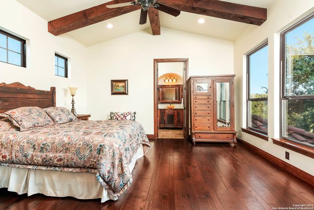 189 SHIMMERING SHORE CT, Spring Branch, TX 78070