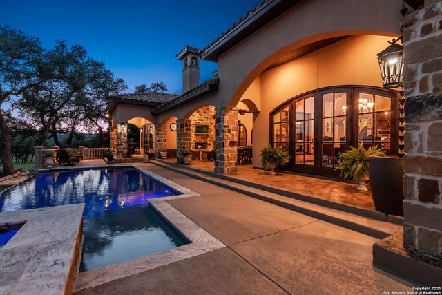 189 SHIMMERING SHORE CT, Spring Branch, TX 78070