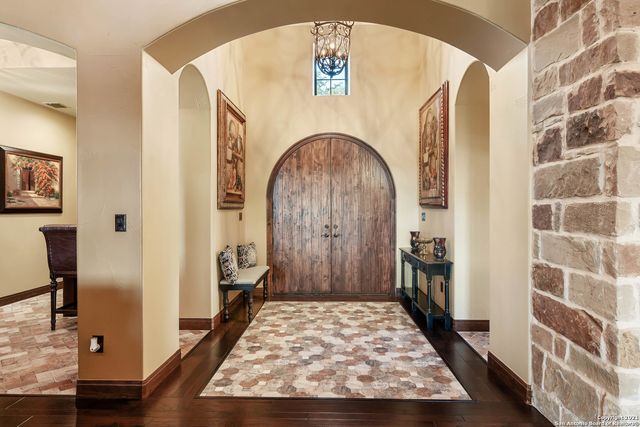 189 SHIMMERING SHORE CT, Spring Branch, TX 78070