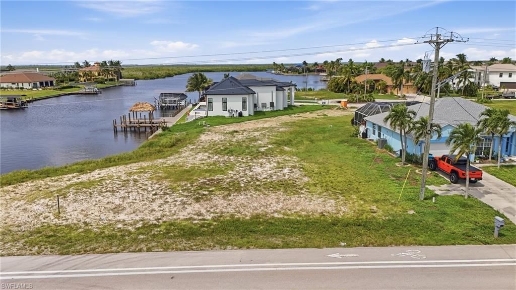 932 Old Burnt Store RD N, CAPE CORAL, FL 33993 — photo 3