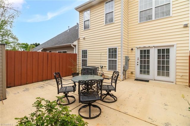 1703 Silver Chase Court, Winston-salem, NC 27127