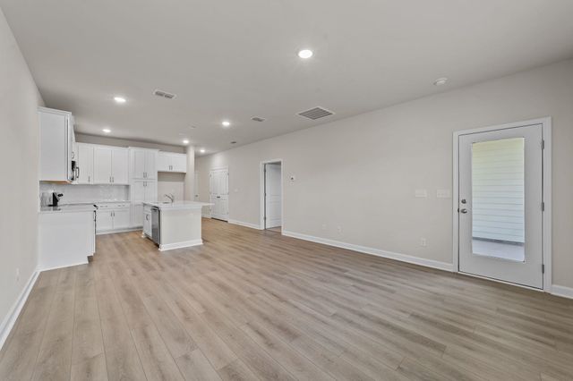 706 Red Tide Rd. Unit 115, Little River, SC 29566