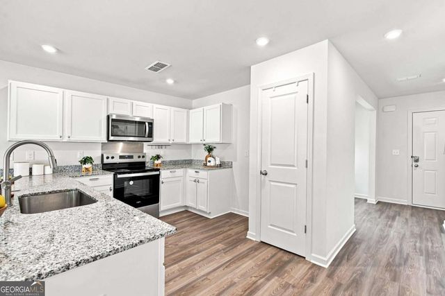 552 Pemberton Street, Kingston, GA 30145