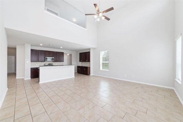 2707 Golden Hills Court, Fresno, TX 77545