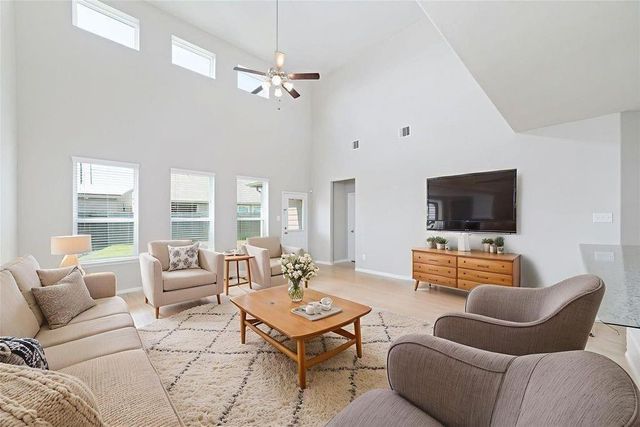 2707 Golden Hills Court, Fresno, TX 77545