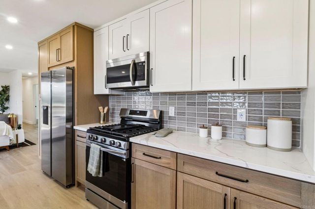 221 Colina, Vista, CA 92084