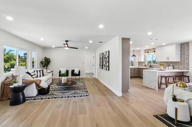 221 Colina, Vista, CA 92084