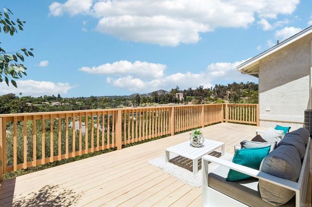 221 Colina, Vista, CA 92084