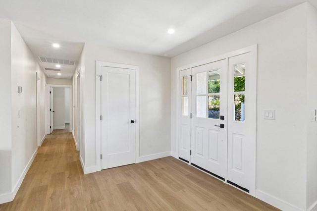221 Colina, Vista, CA 92084