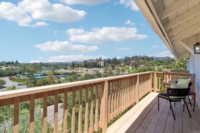 221 Colina, Vista, CA 92084