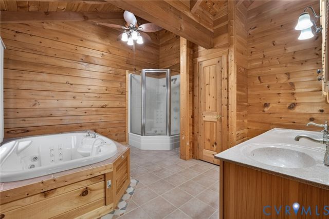 3310 Lake Dr, Goochland, VA 23153