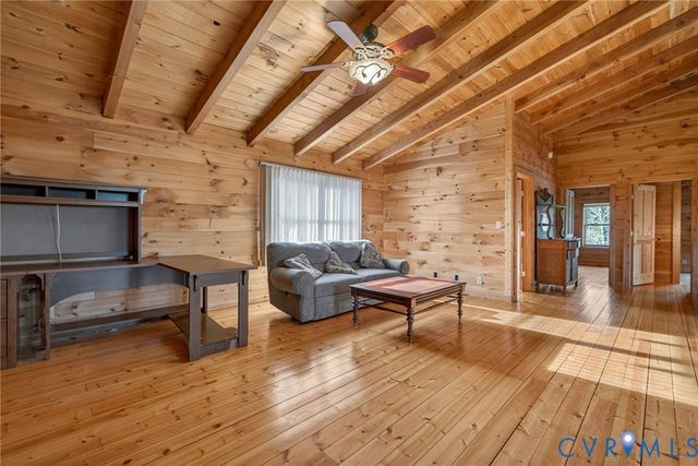 3310 Lake Dr, Goochland, VA 23153