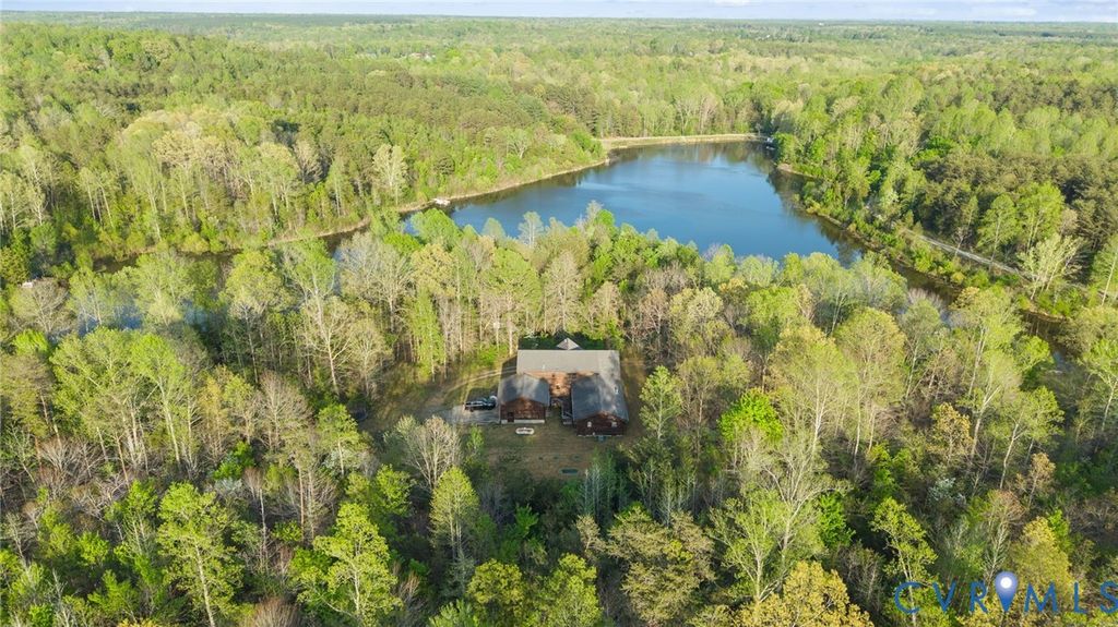 3310 Lake Dr, Goochland, VA 23153