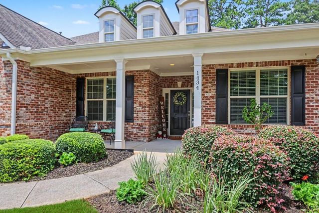 1434 Highland Wood Court, Auburn, GA 30011