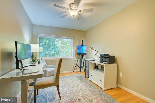 1442 YELLOWWOOD CT, Reston, VA 20190
