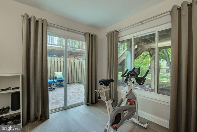 1442 YELLOWWOOD CT, Reston, VA 20190