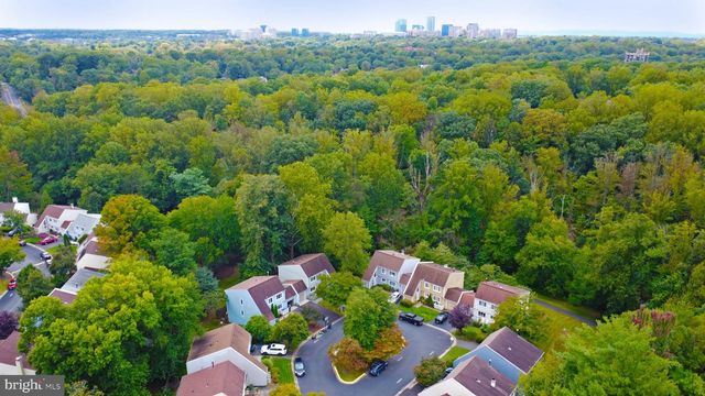 1442 YELLOWWOOD CT, Reston, VA 20190