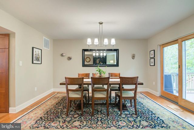 1442 YELLOWWOOD CT, Reston, VA 20190