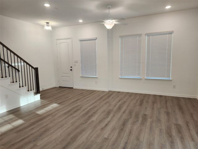 627 Redwood Way, Mansfield, TX 76063