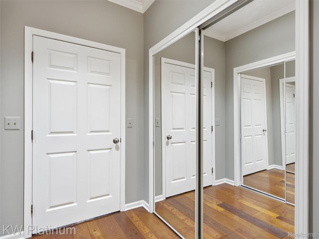 1842 Edison Shores Place, Port Huron, MI 48060