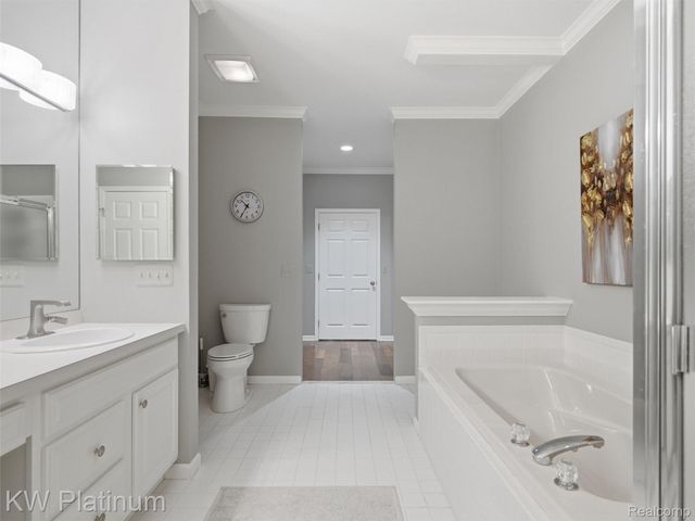 1842 Edison Shores Place, Port Huron, MI 48060
