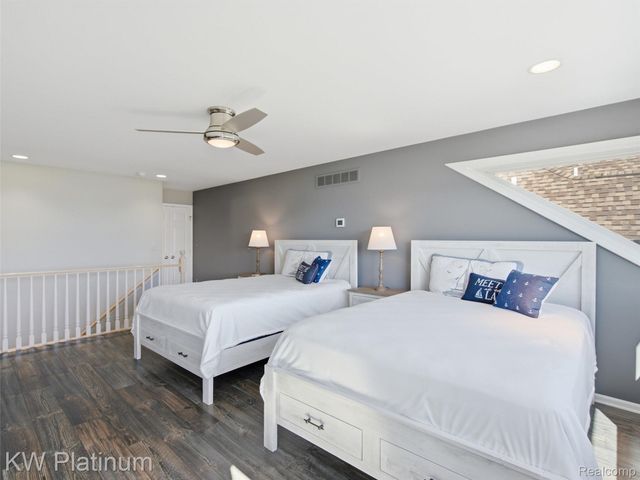 1842 Edison Shores Place, Port Huron, MI 48060