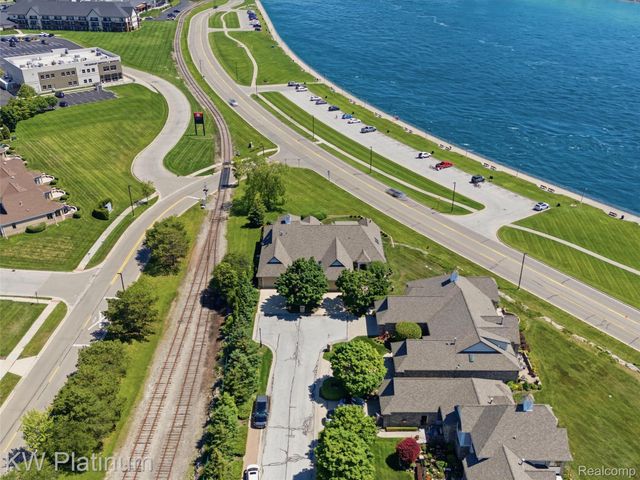 1842 Edison Shores Place, Port Huron, MI 48060