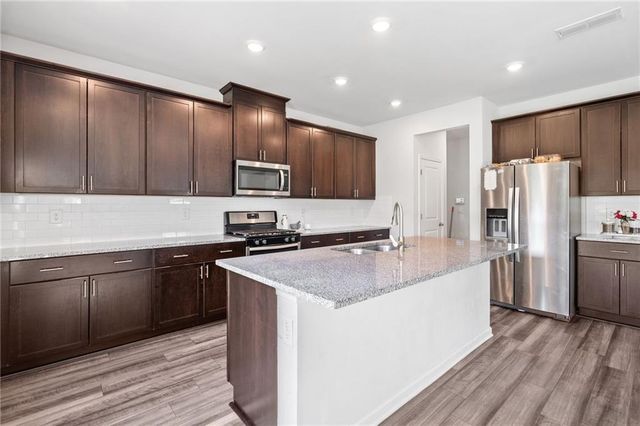 368 Murray Way, Lilburn, GA 30047