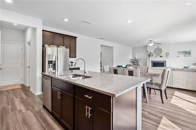 368 Murray Way, Lilburn, GA 30047