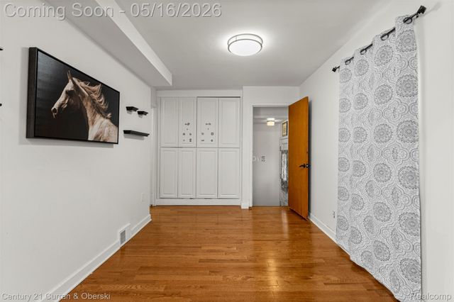 22920 Oxford Street, Dearborn, MI 48124