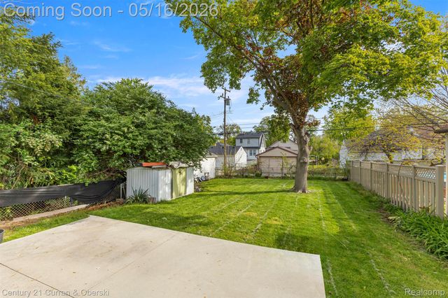 22920 Oxford Street, Dearborn, MI 48124