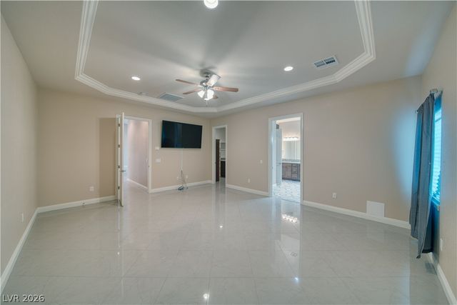 2890 Oakleaf Avenue, Pahrump, NV 89048