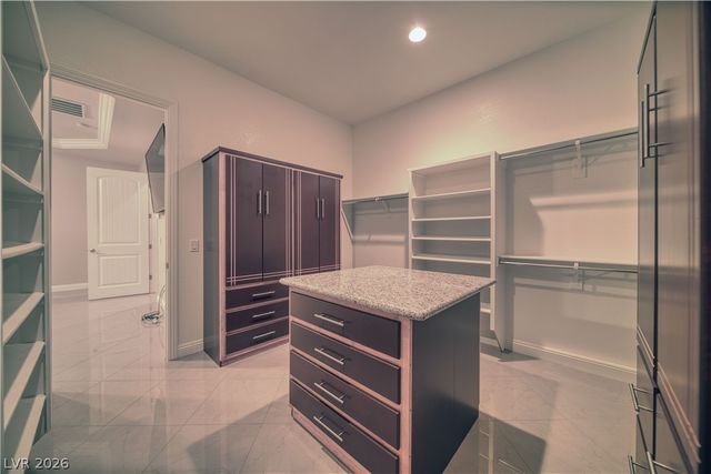 2890 Oakleaf Avenue, Pahrump, NV 89048