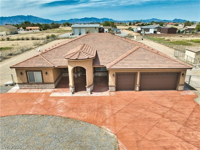 2890 Oakleaf Avenue, Pahrump, NV 89048