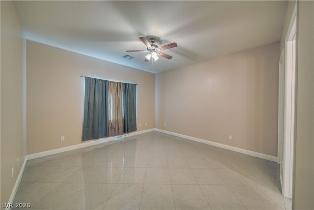 2890 Oakleaf Avenue, Pahrump, NV 89048