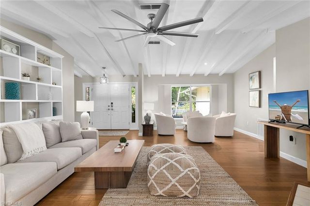 110 Palm River BLVD, Naples, FL 34110