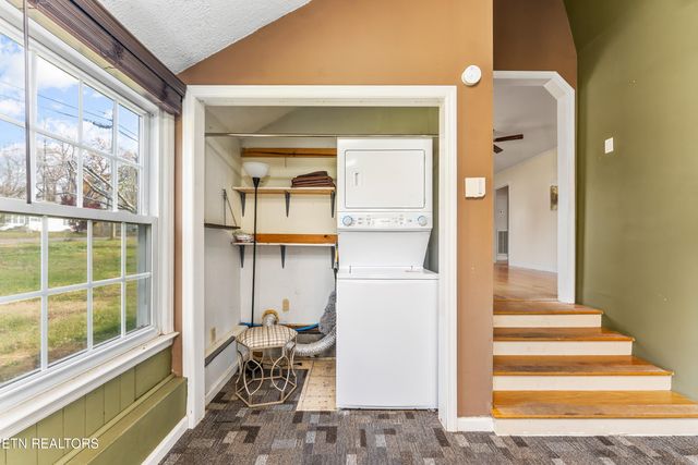 6005 Arcadia Drive, Knoxville, TN 37920