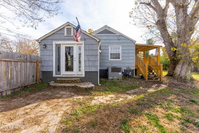 6005 Arcadia Drive, Knoxville, TN 37920