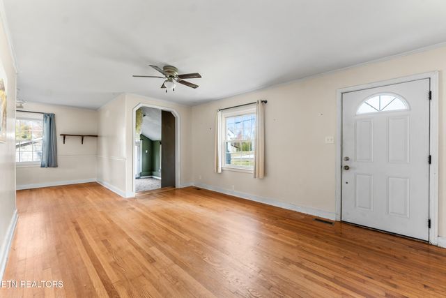 6005 Arcadia Drive, Knoxville, TN 37920