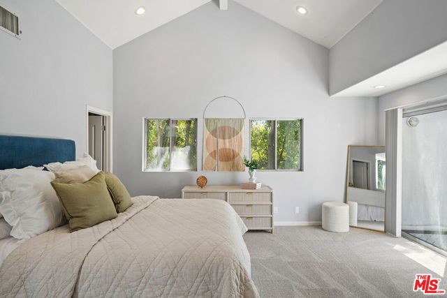 23246 Canzonet Street, Woodland Hills, CA 91367