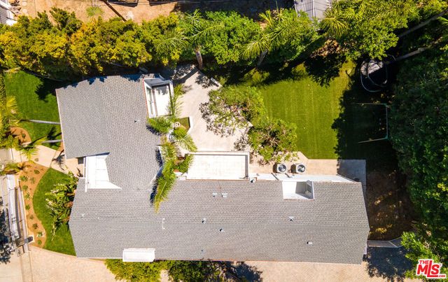 23246 Canzonet Street, Woodland Hills, CA 91367