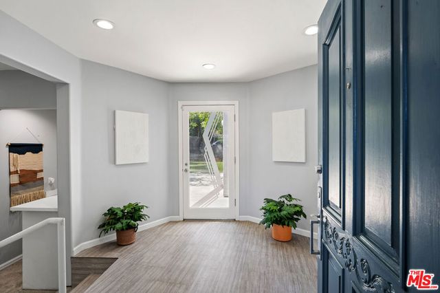 23246 Canzonet Street, Woodland Hills, CA 91367