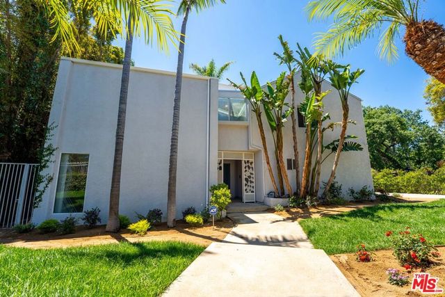 23246 Canzonet Street, Woodland Hills, CA 91367