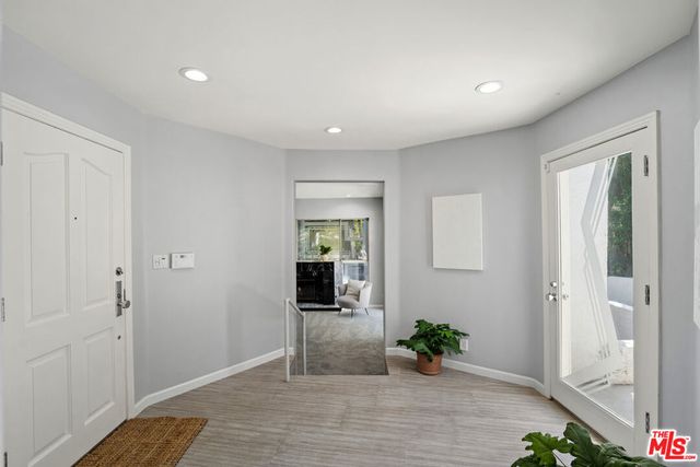 23246 Canzonet Street, Woodland Hills, CA 91367