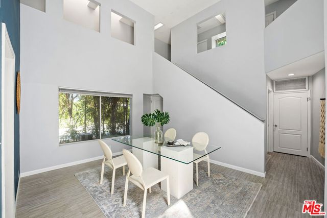 23246 Canzonet Street, Woodland Hills, CA 91367