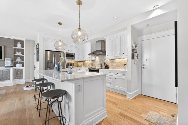 649 High Street, 202, Worthington, OH 43085